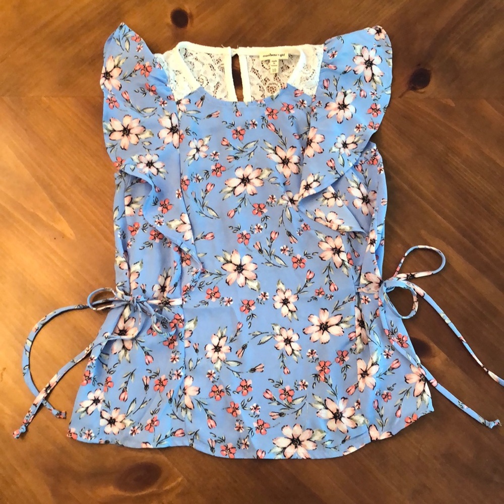 Girls silky sleeveless shirt